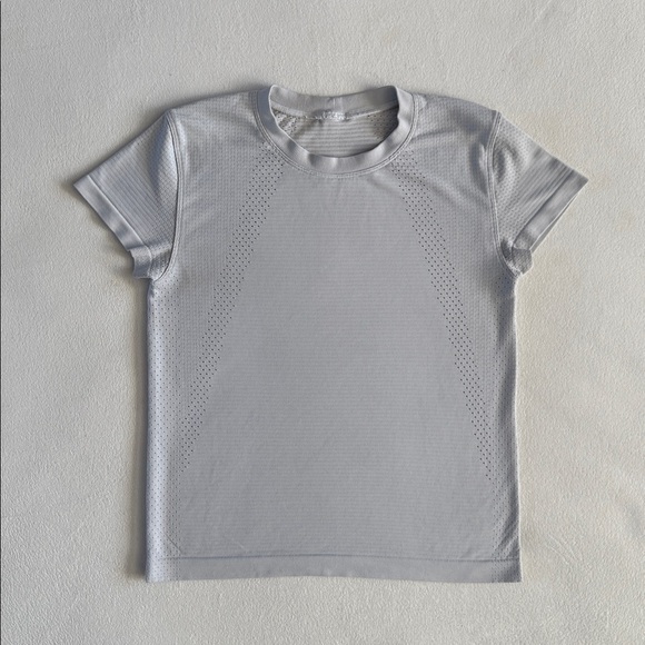 Lululemon Train to Be Short-Sleeve Shirt
White / silver gray - Picture 2 of 10